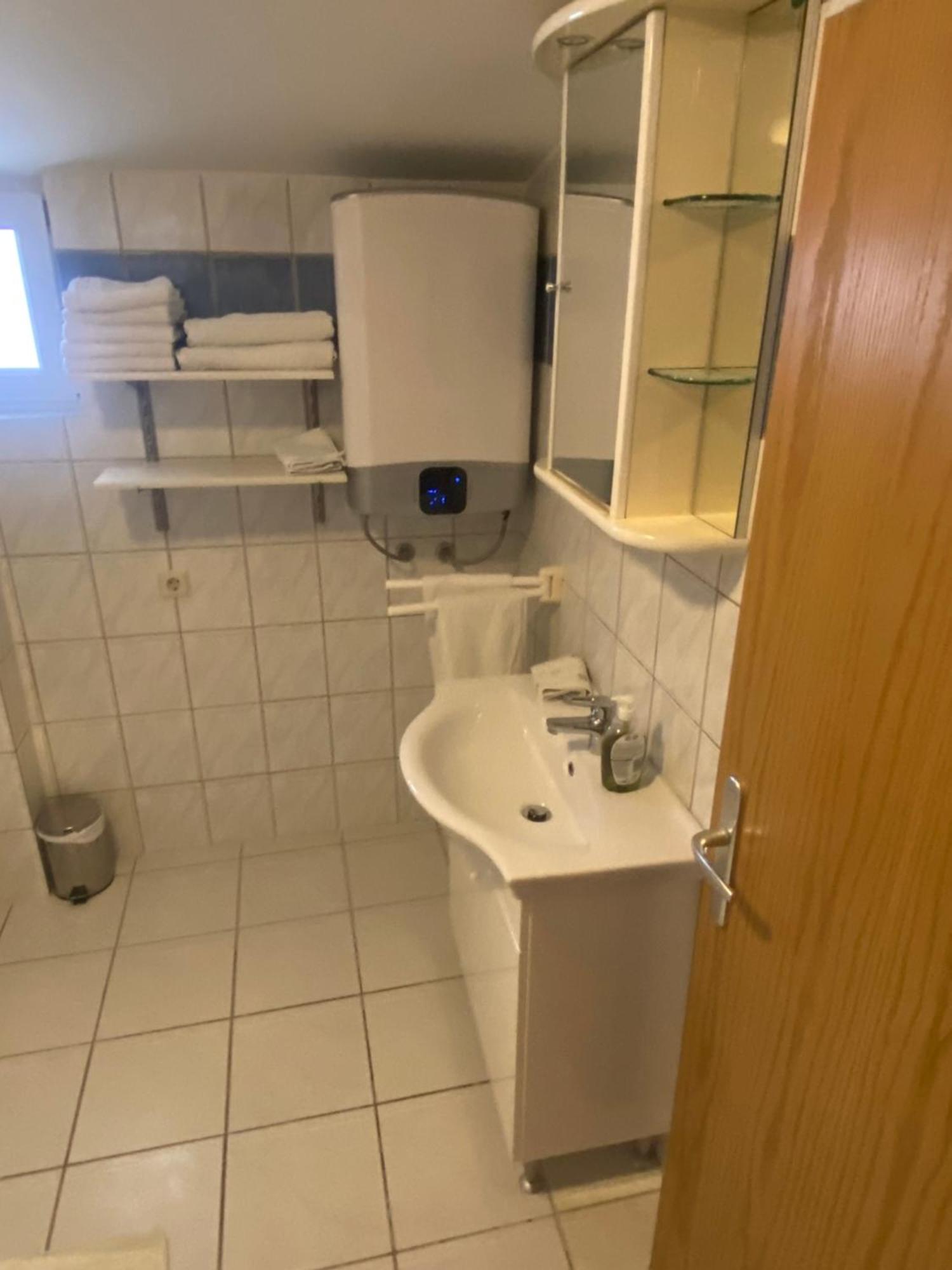 Ferien Haus Evita Auf Insel Vir - Wohnung I Bagian luar foto